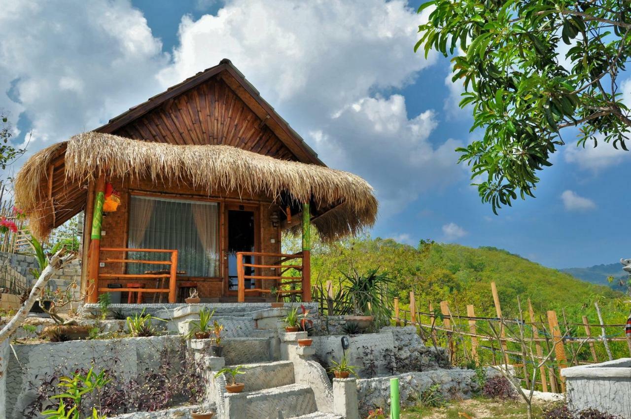 Aryaginata Cliff Cottages Toyapakeh ภายนอก รูปภาพ